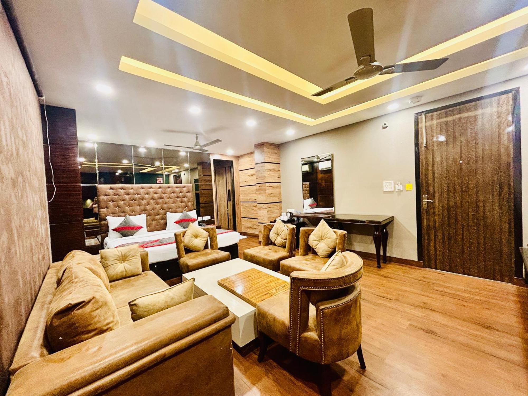 Hotel Gold Souk - Karol Bagh Delhi  Dış mekan fotoğraf