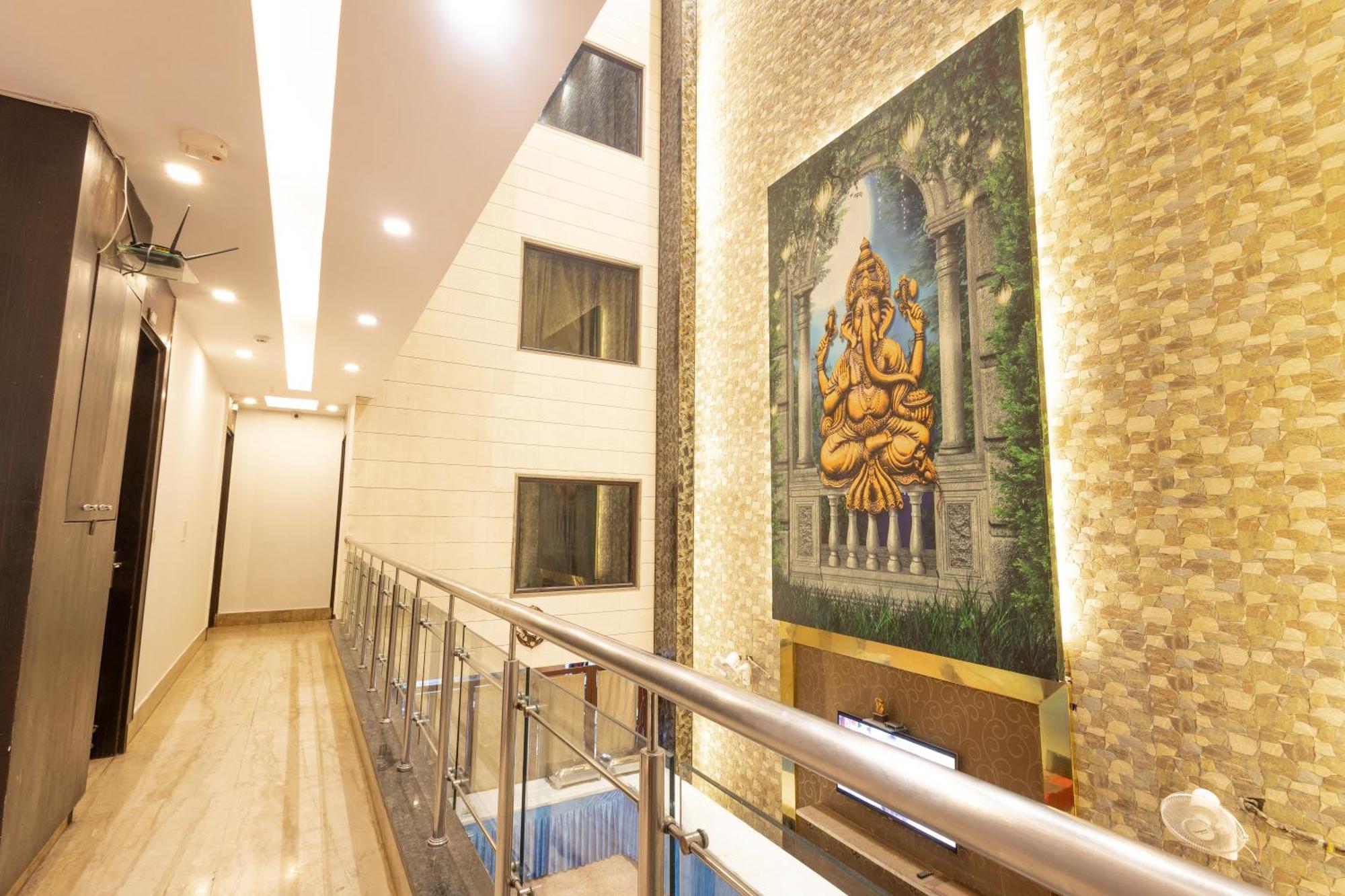 Hotel Gold Souk - Karol Bagh Yeni Delhi Dış mekan fotoğraf
