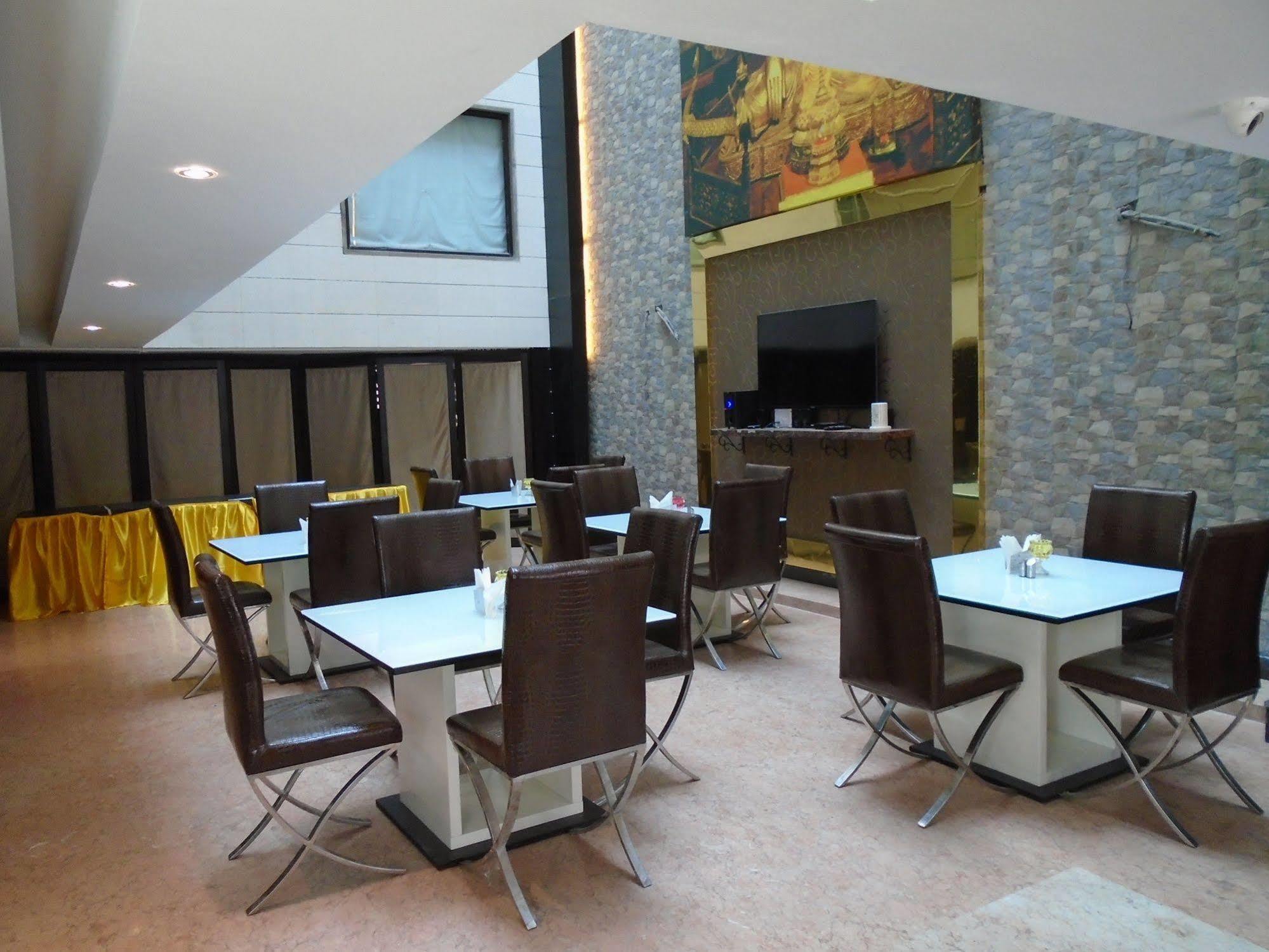 Hotel Gold Souk - Karol Bagh Delhi  Dış mekan fotoğraf