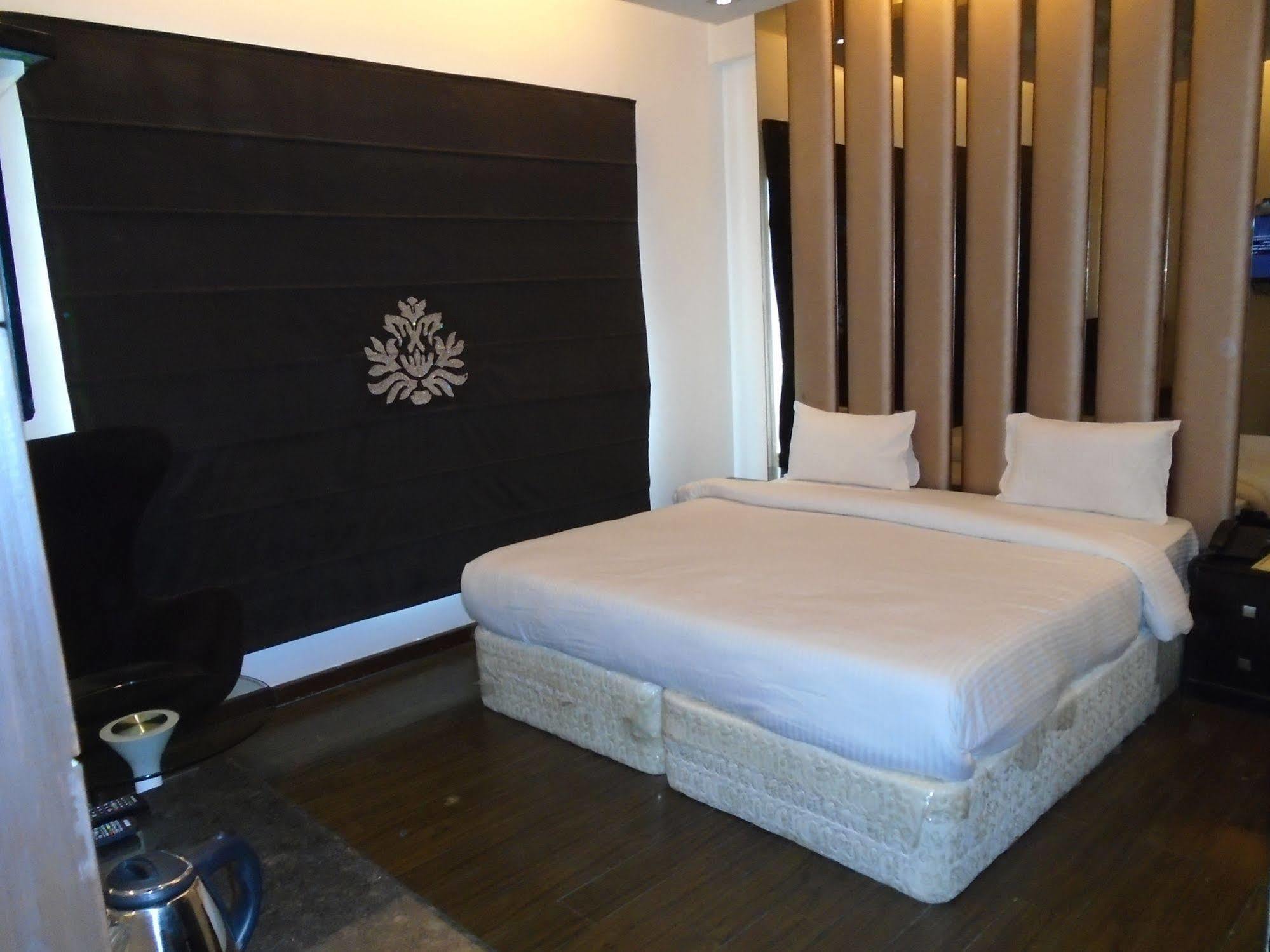 Hotel Gold Souk - Karol Bagh Delhi  Dış mekan fotoğraf